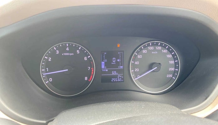 2017 Hyundai Elite i20 ASTA 1.2, Petrol, Manual, 25,645 km, Odometer Image