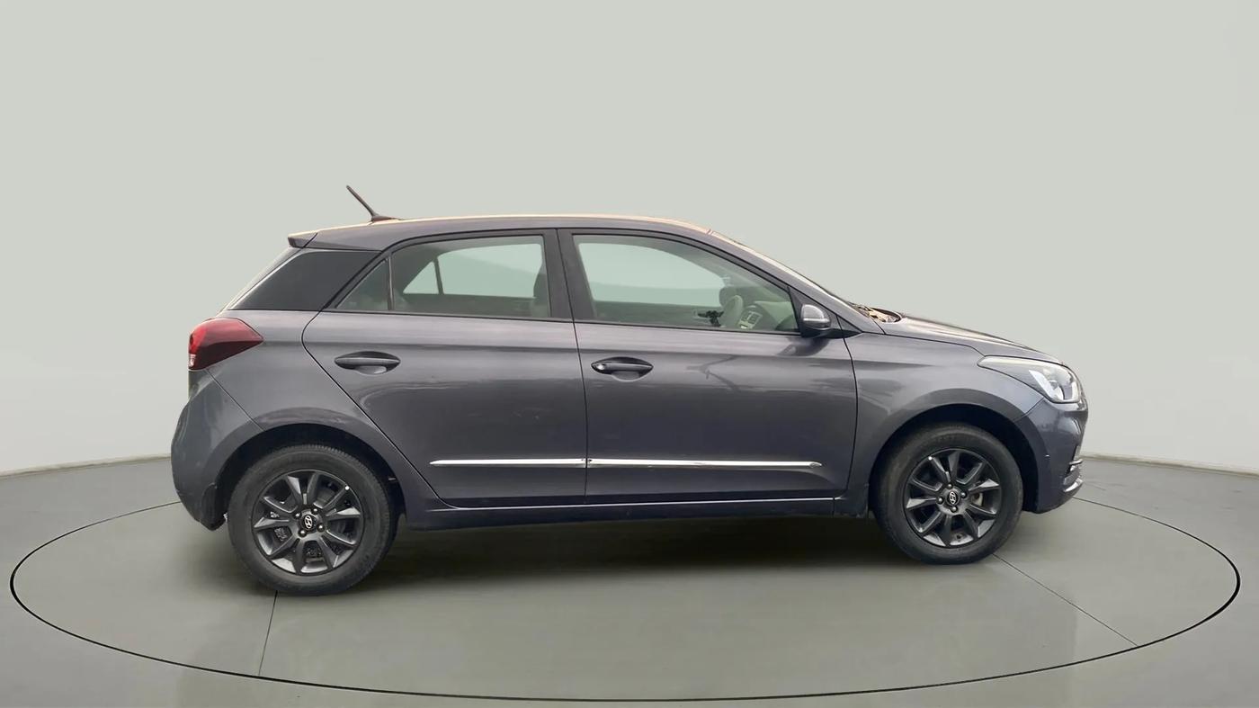 2019 Hyundai Elite i20 SPORTZ PLUS 1.2, Petrol, Manual, 32,918 km, Right Side View