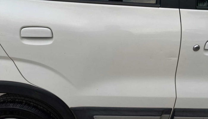 2019 Maruti S PRESSO VXI PLUS AMT, Petrol, Automatic, 18,422 km, Right rear door - Slightly dented