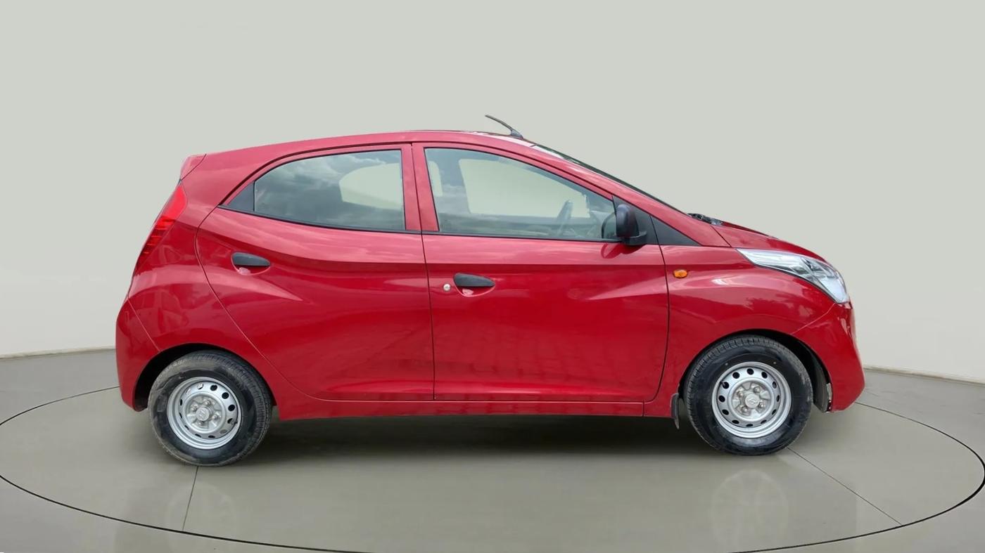 2016 Hyundai Eon ERA +, Petrol, Manual, 36,654 km, Right Side View