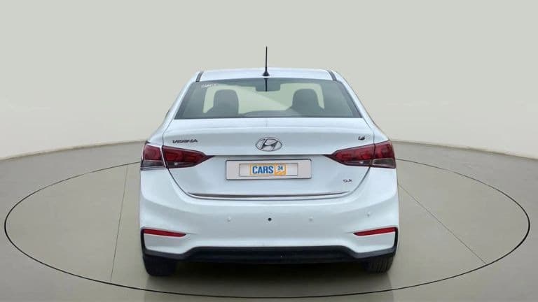 2019 Hyundai Verna 1.4 E PETROL, Petrol, Manual, 48,964 km, Back/Rear
