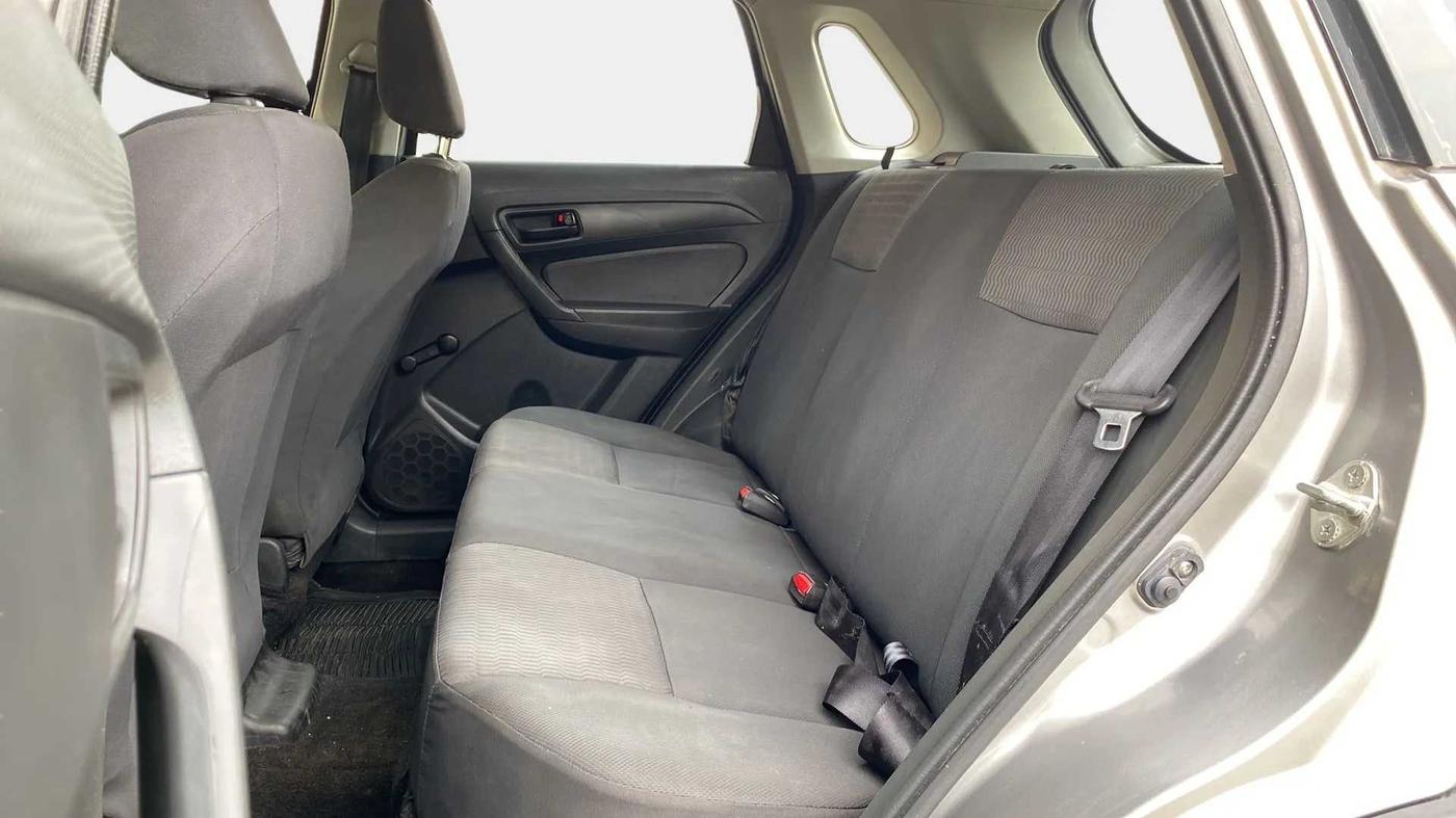 2016 Maruti Vitara Brezza LDI, Diesel, Manual, 59,342 km, Right Side Rear Door Cabin