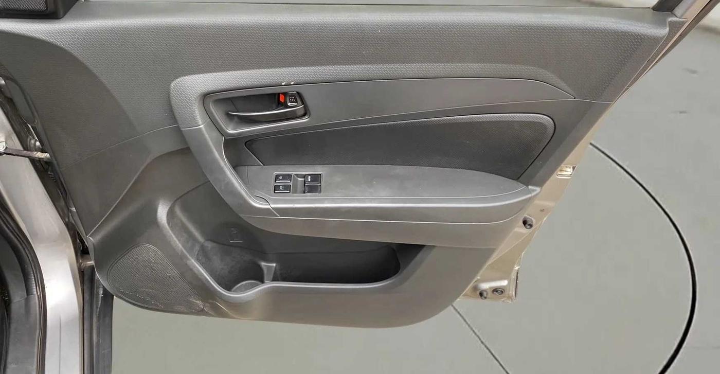 2016 Maruti Vitara Brezza LDI, Diesel, Manual, 59,342 km, Driver Side Door Panels Control