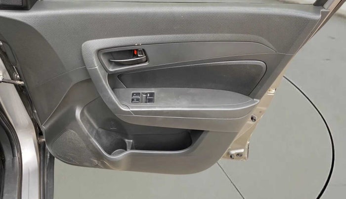 2016 Maruti Vitara Brezza LDI, Diesel, Manual, 59,342 km, Driver Side Door Panels Control