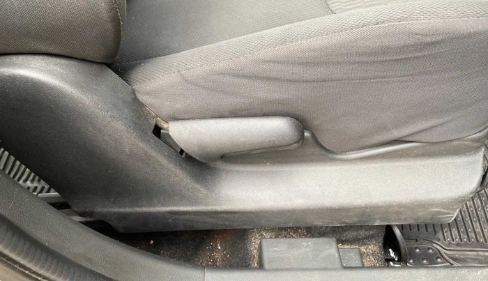 2016 Maruti Vitara Brezza LDI, Diesel, Manual, 59,342 km, Driver Side Adjustment Panel