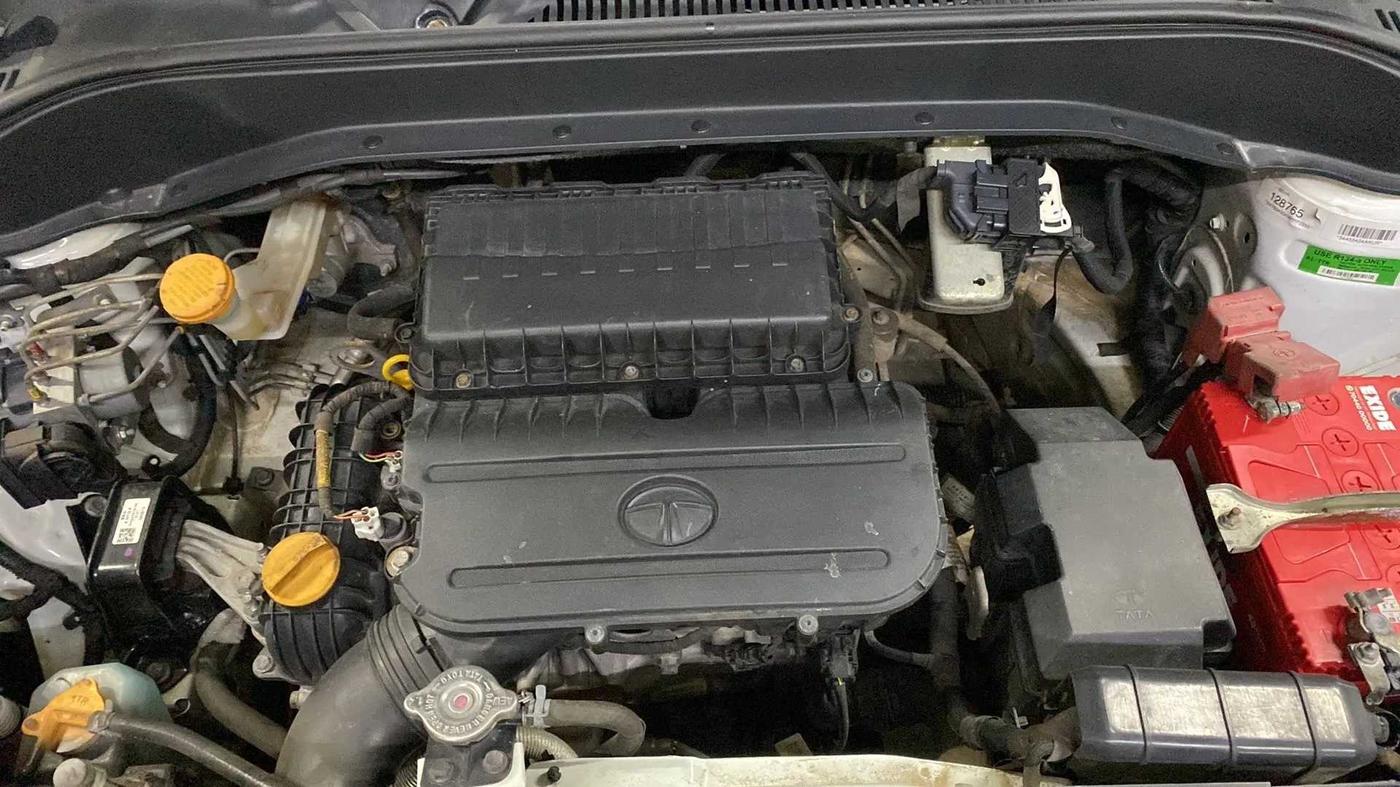 2021 Tata PUNCH CREATIVE  1.2 RTN DUAL TONE, Petrol, Manual, 41,791 km, Open Bonet