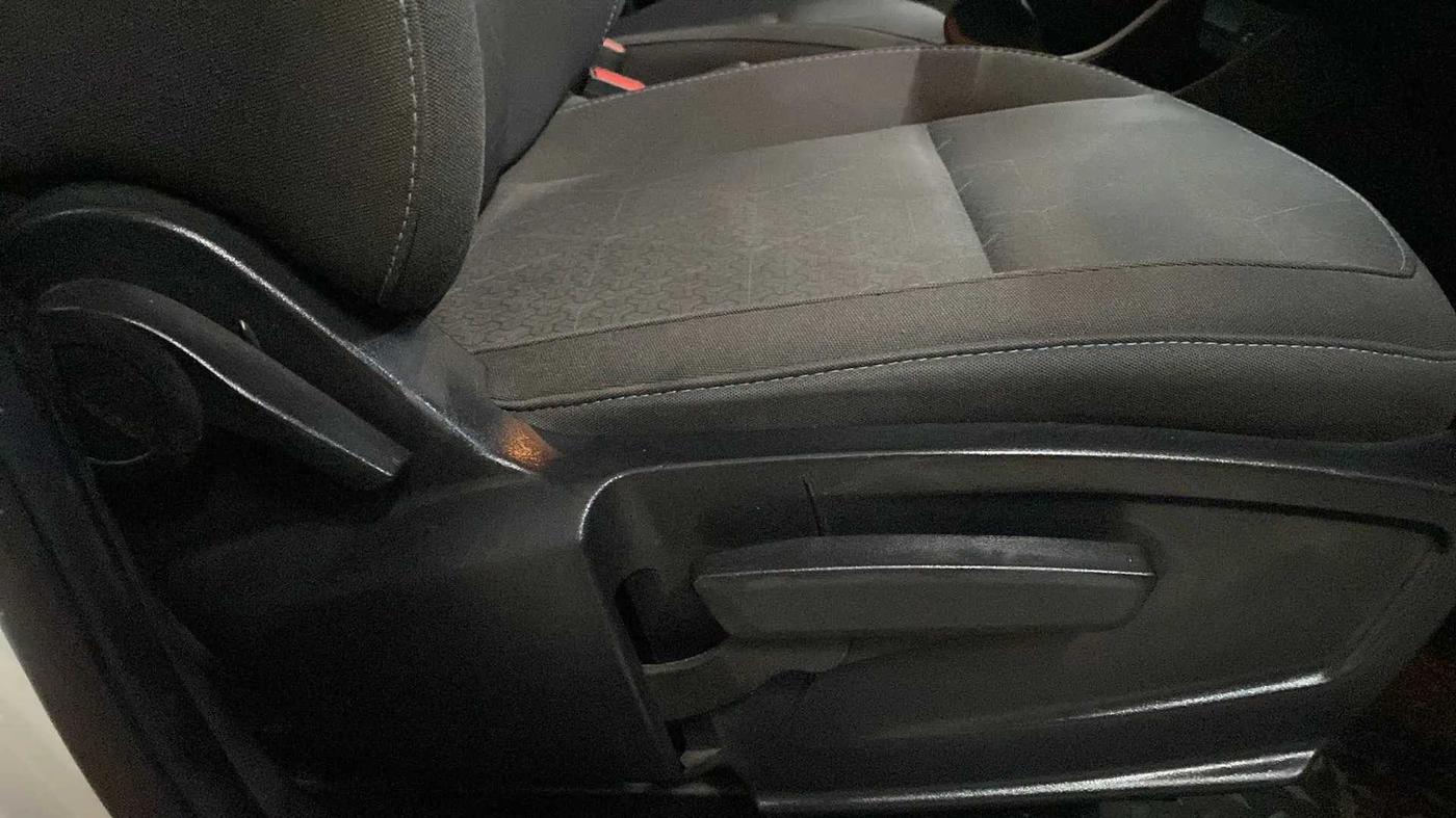 2021 Tata PUNCH CREATIVE  1.2 RTN DUAL TONE, Petrol, Manual, 41,791 km, Driver Side Adjustment Panel