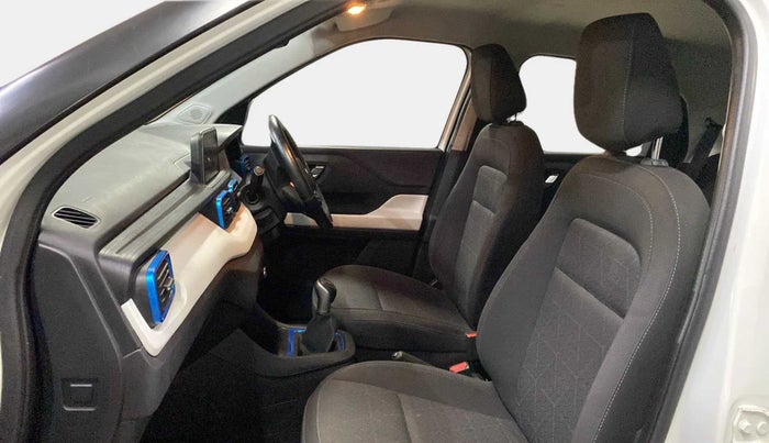 2021 Tata PUNCH CREATIVE  1.2 RTN DUAL TONE, Petrol, Manual, 41,791 km, Right Side Front Door Cabin