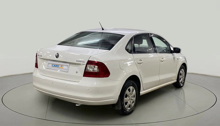 2014 Skoda Rapid 1.6 MPI ACTIVE, Petrol, Manual, 37,146 km, Right Back Diagonal