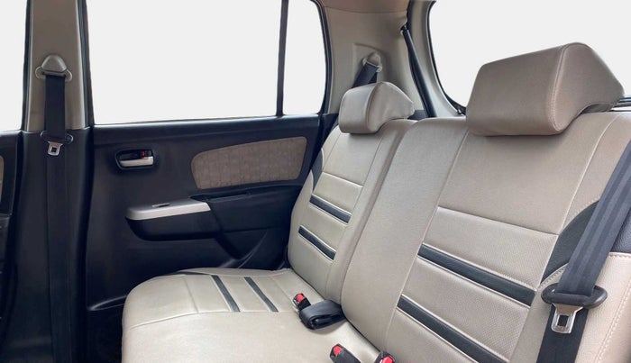 2013 Maruti Wagon R 1.0 VXI, Petrol, Manual, 59,154 km, Right Side Rear Door Cabin