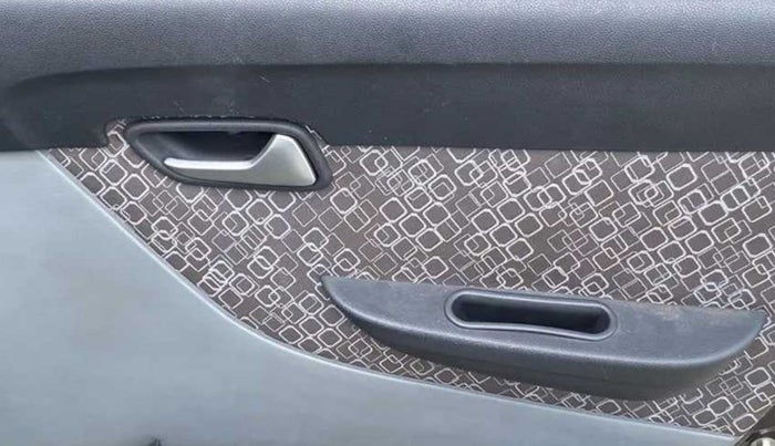 2018 Maruti Alto 800 LXI, Petrol, Manual, 11,001 km, Driver Side Door Panels Control
