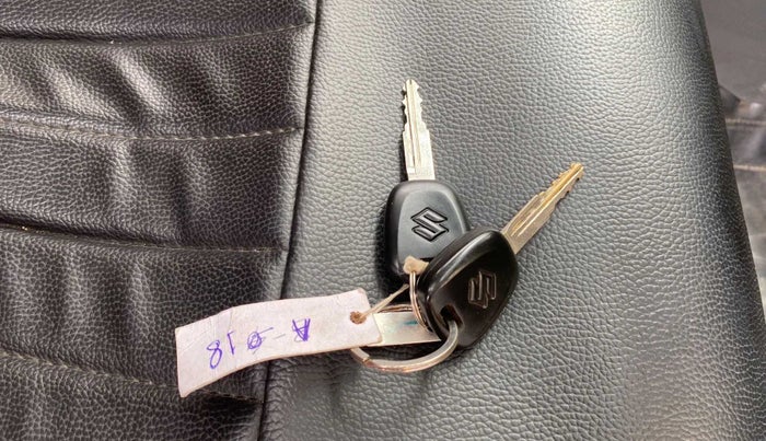 2018 Maruti Alto 800 LXI, Petrol, Manual, 11,001 km, Key Close Up