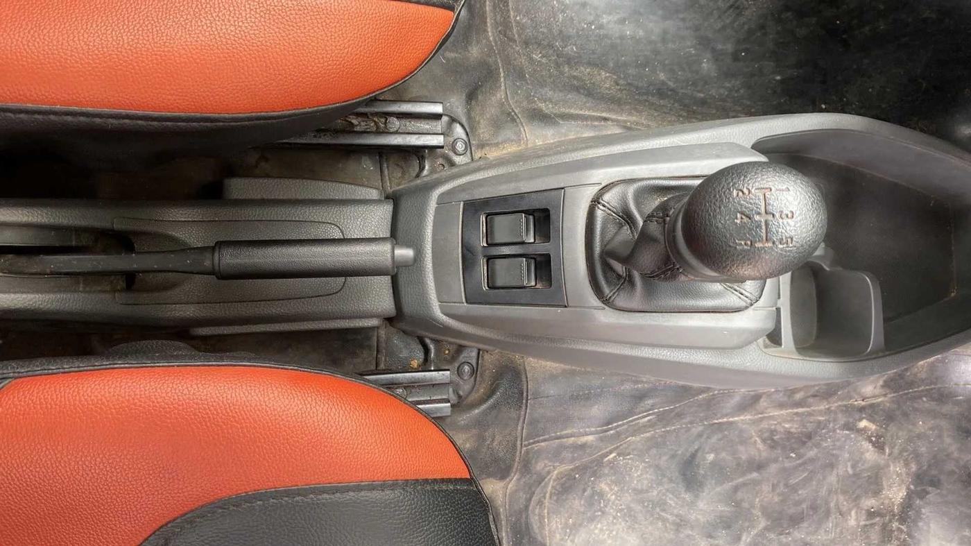 2018 Maruti Alto 800 LXI, Petrol, Manual, 11,001 km, Gear Lever