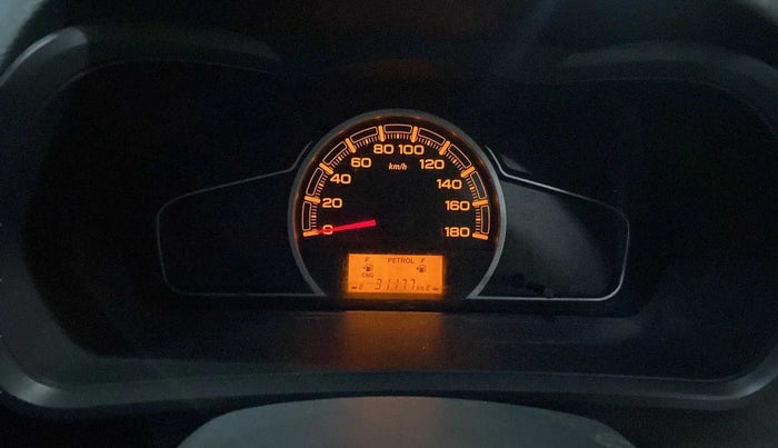 2017 Maruti Alto K10 LXI CNG (AIRBAG), CNG, Manual, 31,268 km, Odometer Image