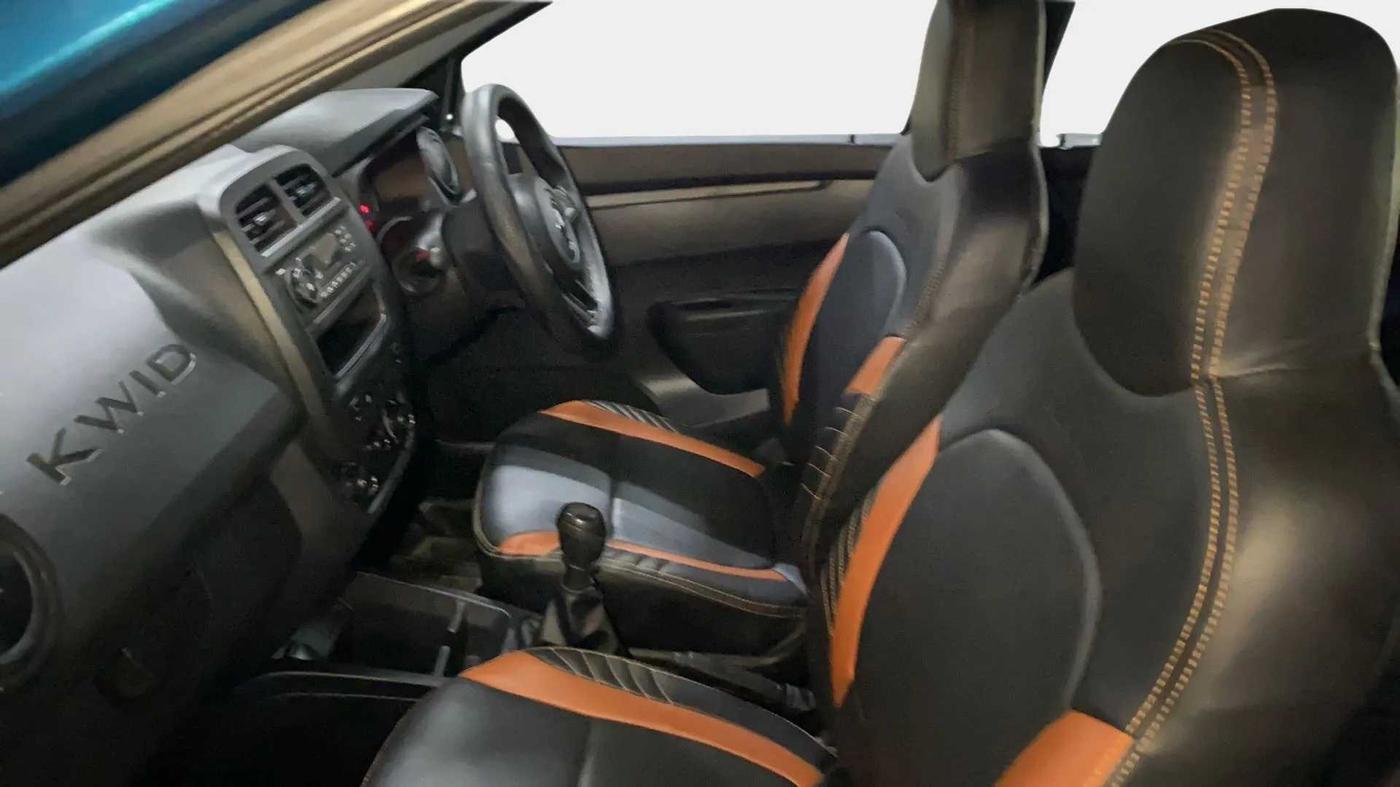 2020 Renault Kwid RXL 1.0, Petrol, Manual, 25,699 km, Right Side Front Door Cabin