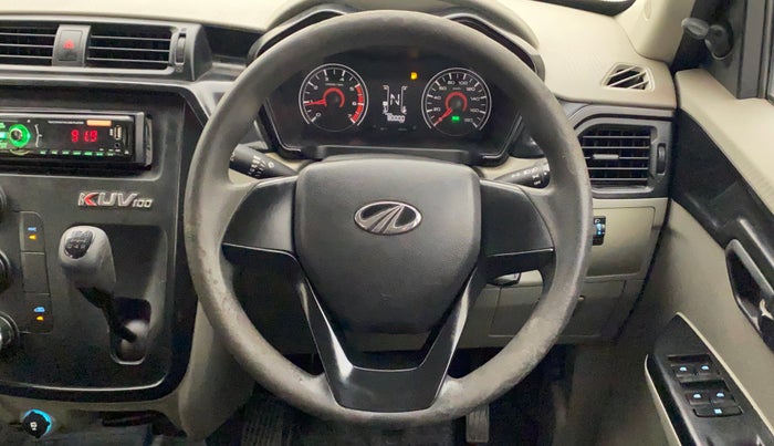 2016 Mahindra Kuv100 K4 6 STR, Petrol, Manual, 80,036 km, Steering Wheel Close Up