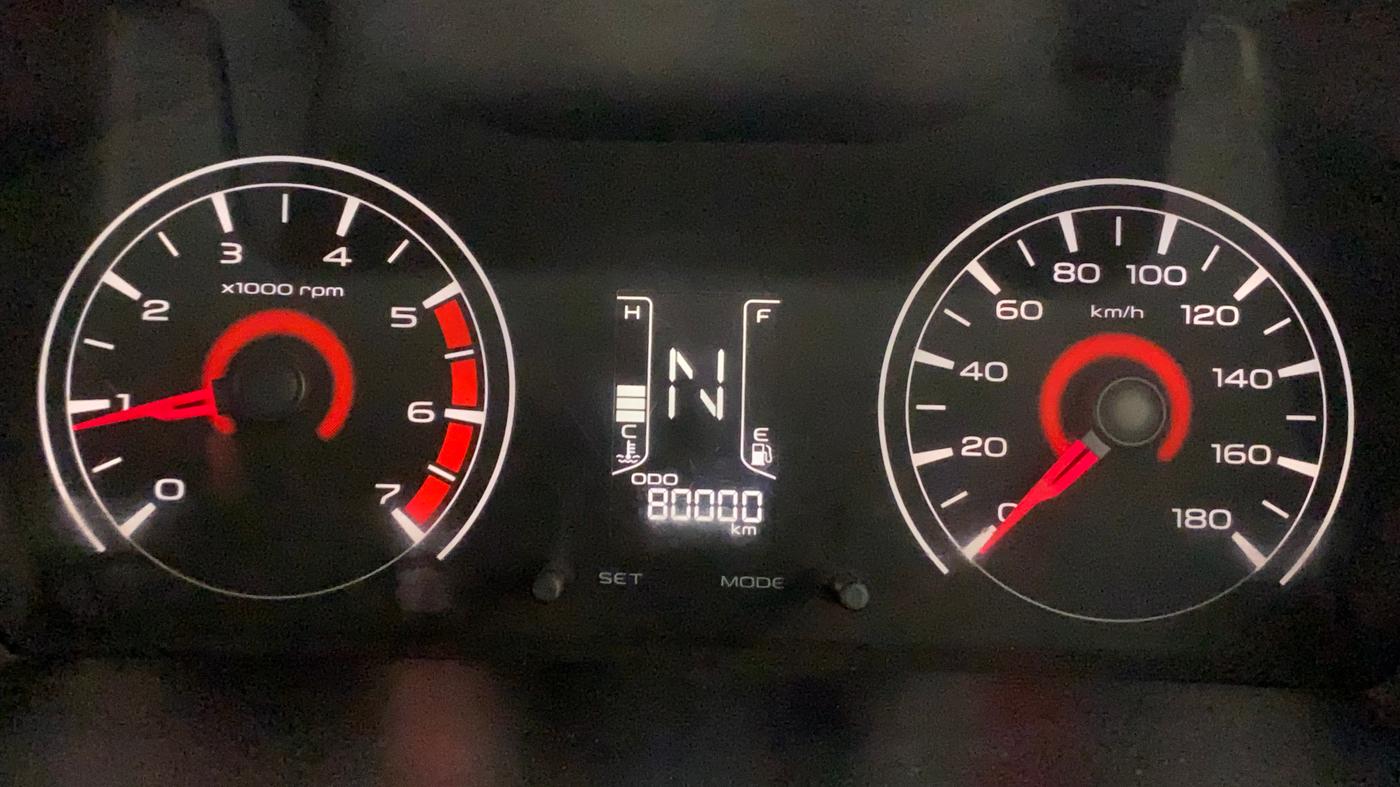 2016 Mahindra Kuv100 K4 6 STR, Petrol, Manual, 80,036 km, Odometer Image
