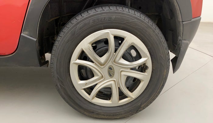 2016 Mahindra Kuv100 K4 6 STR, Petrol, Manual, 80,036 km, Left Rear Wheel