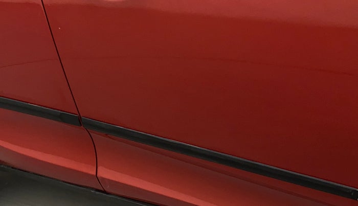 2016 Mahindra Kuv100 K4 6 STR, Petrol, Manual, 80,036 km, Driver-side door - Minor scratches