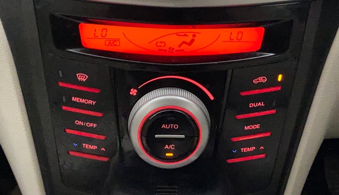 2019 Mahindra XUV300 W8 (O) 1.5 DIESEL, Diesel, Manual, 59,293 km, Automatic Climate Control