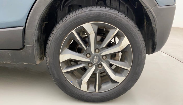 2019 Mahindra XUV300 W8 (O) 1.5 DIESEL, Diesel, Manual, 59,293 km, Left Rear Wheel