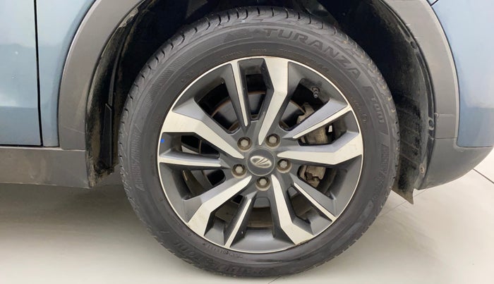 2019 Mahindra XUV300 W8 (O) 1.5 DIESEL, Diesel, Manual, 59,293 km, Right Front Wheel