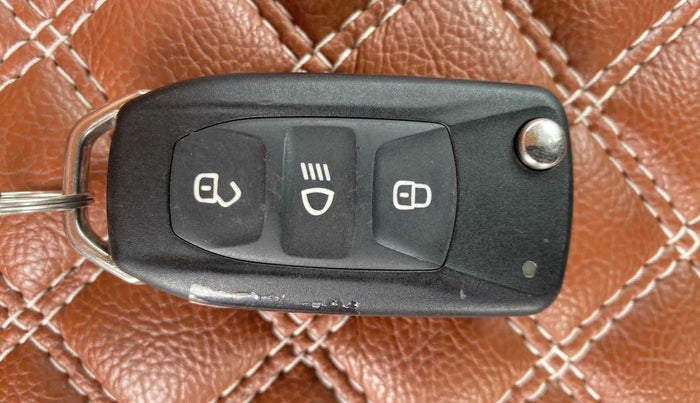 2022 Tata NEXON XMA PETROL, Petrol, Automatic, 7,987 km, Key Close Up