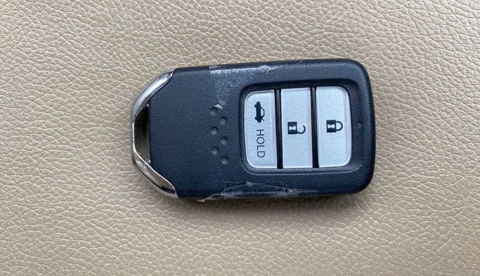 2019 Honda Amaze 1.2L I-VTEC VX, Petrol, Manual, 60,074 km, Key Close Up