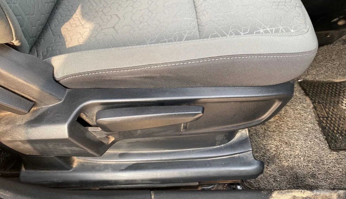 2020 Tata ALTROZ XZ PETROL, Petrol, Manual, 72,853 km, Driver Side Adjustment Panel