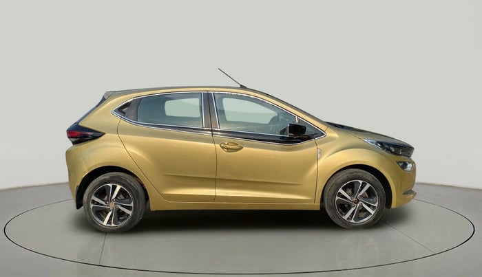 2020 Tata ALTROZ XZ PETROL, Petrol, Manual, 72,853 km, Right Side View