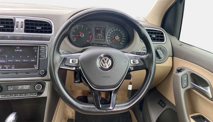 2020 Volkswagen Vento HIGHLINE PLUS 1.0L TSI AT, Petrol, Automatic, 38,179 km, Steering Wheel Close Up