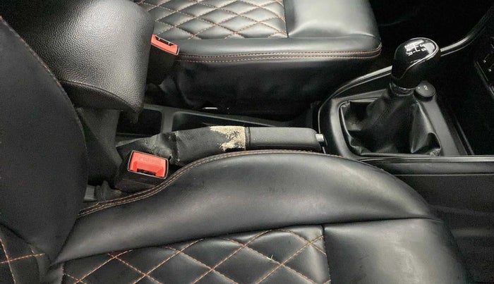 2019 Ford Ecosport TREND 1.5L PETROL, CNG, Manual, 26,103 km, Gear Lever