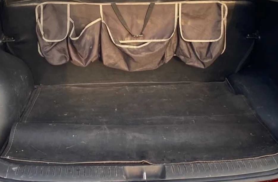 2017 Hyundai Creta E PLUS 1.6 PETROL, Petrol, Manual, 96,366 km, Boot Inside