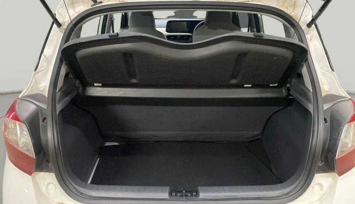 2022 Hyundai GRAND I10 NIOS SPORTZ 1.2 KAPPA VTVT, Petrol, Manual, 1,882 km, Boot Inside