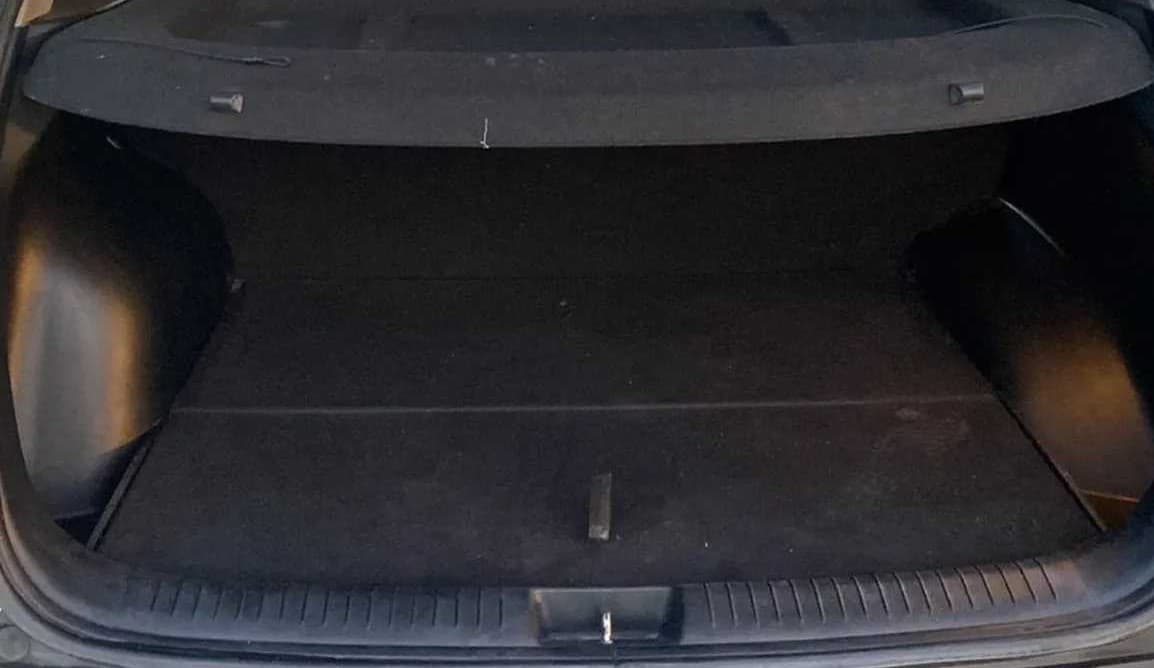 2018 Hyundai Creta SX (O) 1.6 PETROL, Petrol, Manual, 38,274 km, Boot Inside