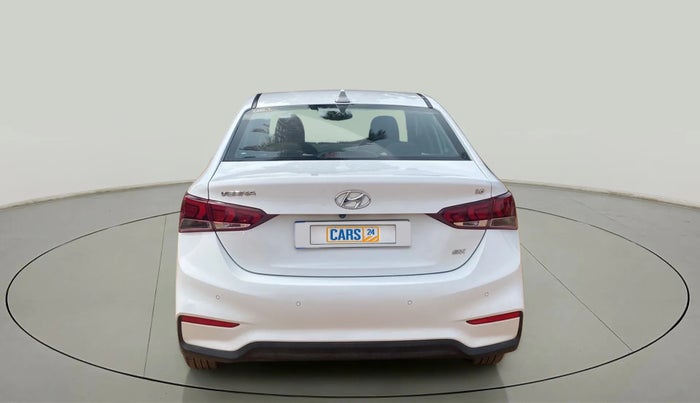 2017 Hyundai Verna 1.6 VTVT SX, Petrol, Manual, 36,349 km, Back/Rear