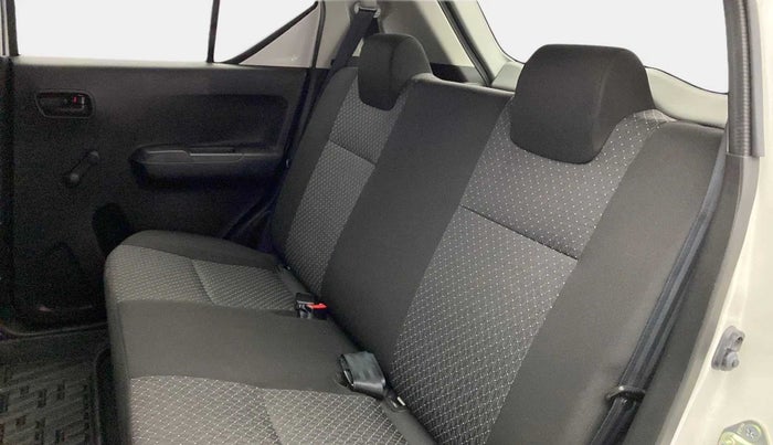 2020 Maruti IGNIS SIGMA 1.2, Petrol, Manual, 17,799 km, Right Side Rear Door Cabin