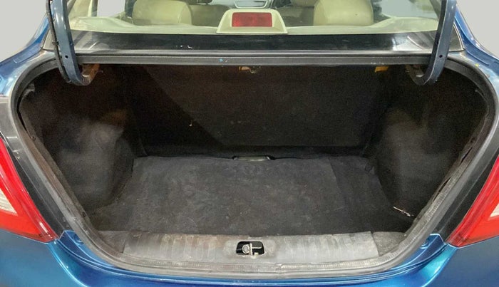 2014 Maruti Swift Dzire VXI, Petrol, Manual, 58,375 km, Boot Inside