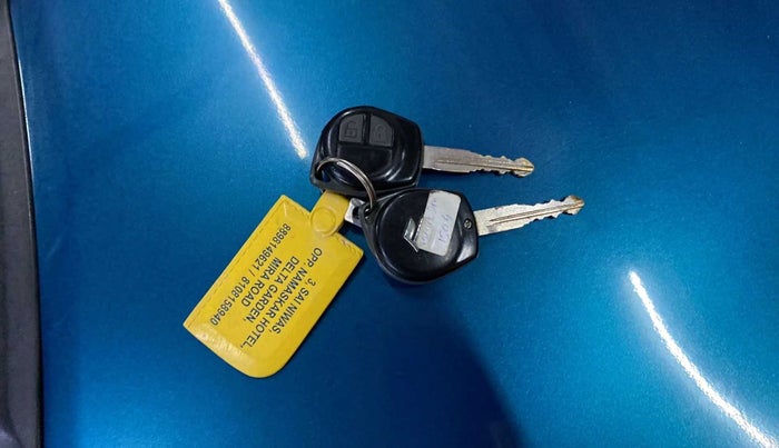 2014 Maruti Swift Dzire VXI, Petrol, Manual, 58,375 km, Key Close Up
