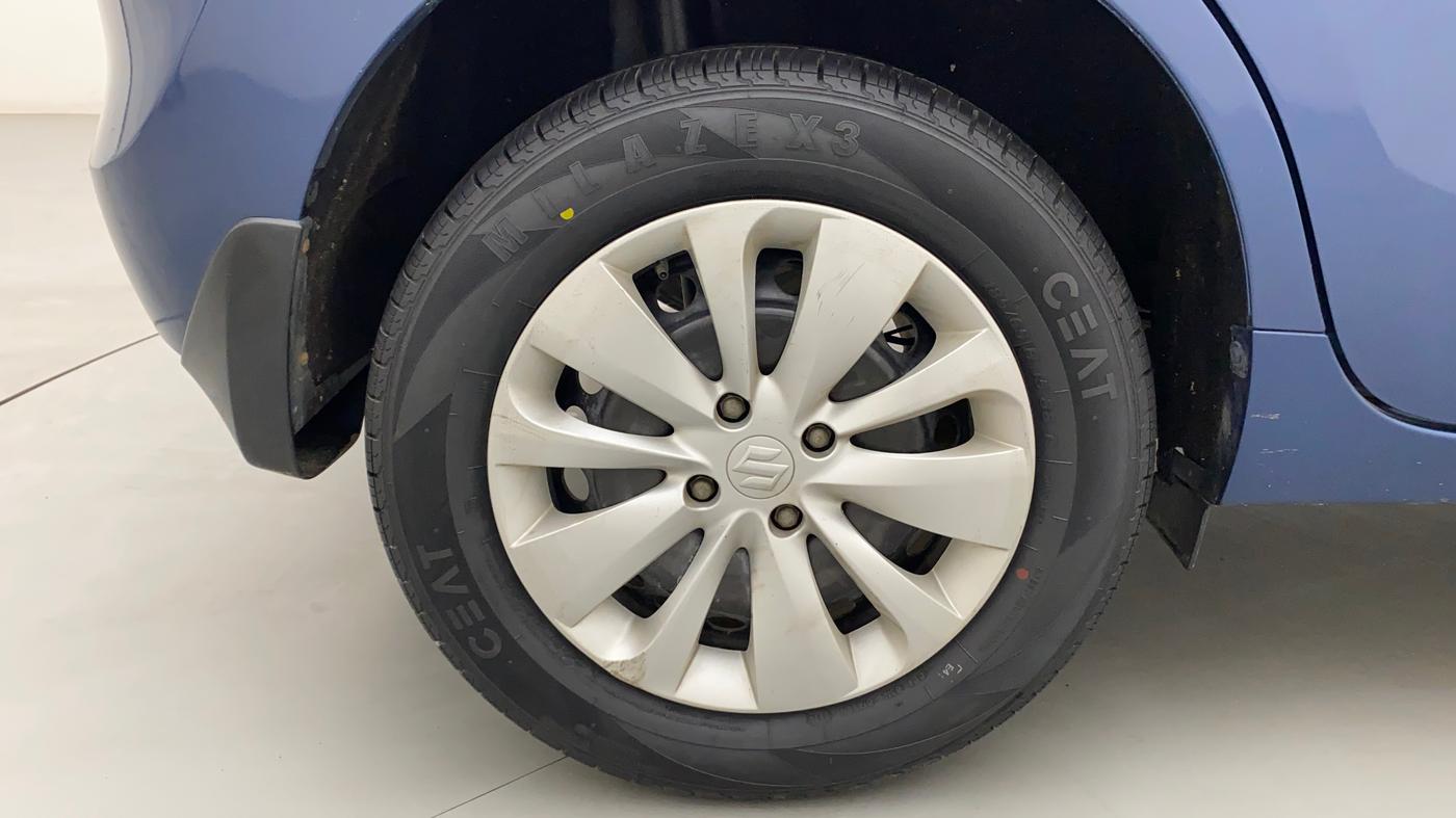 2017 Maruti Baleno DELTA PETROL 1.2, Petrol, Manual, 39,737 km, Right Rear Wheel