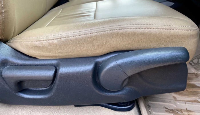 2015 Honda City 1.5L I-VTEC V MT, Petrol, Manual, 83,531 km, Driver Side Adjustment Panel