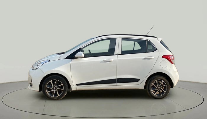 2017 Hyundai Grand i10 SPORTZ (O) AT 1.2 KAPPA VTVT, Petrol, Automatic, 31,003 km, Left Side