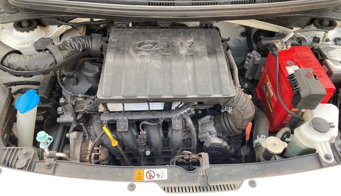 2017 Hyundai Grand i10 SPORTZ (O) AT 1.2 KAPPA VTVT, Petrol, Automatic, 31,003 km, Open Bonet