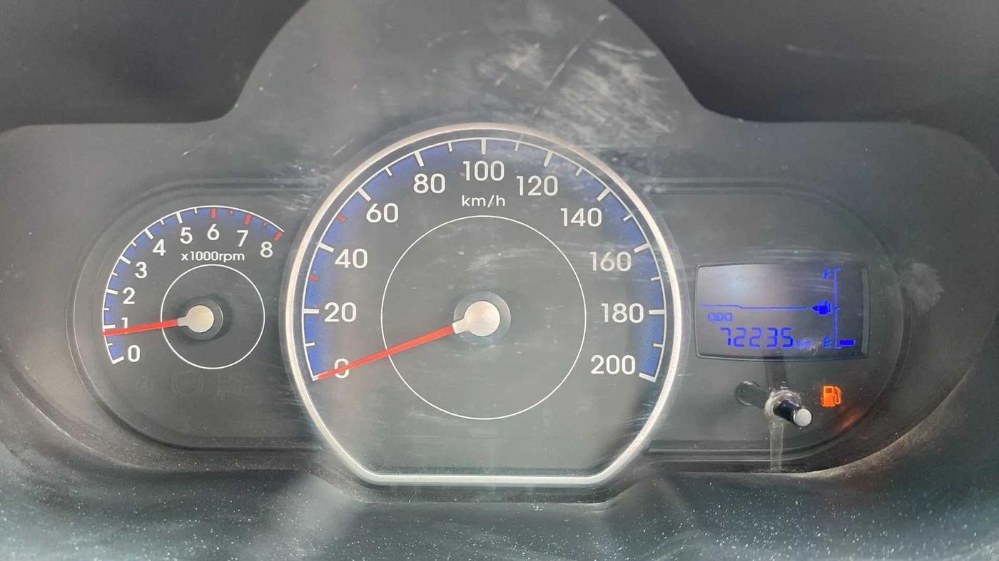 2015 Hyundai i10 MAGNA 1.1, Petrol, Manual, 72,095 km, Odometer Image