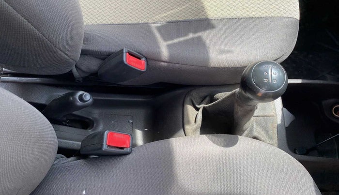 2013 Hyundai Eon MAGNA +, Petrol, Manual, 83,065 km, Gear Lever