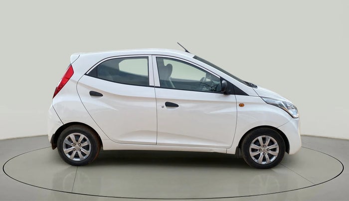 2013 Hyundai Eon MAGNA +, Petrol, Manual, 83,065 km, Right Side View