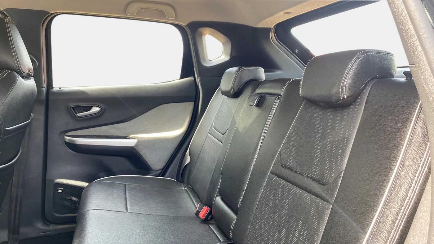 2021 Nissan MAGNITE XV TURBO, Petrol, Manual, 35,136 km, Right Side Rear Door Cabin