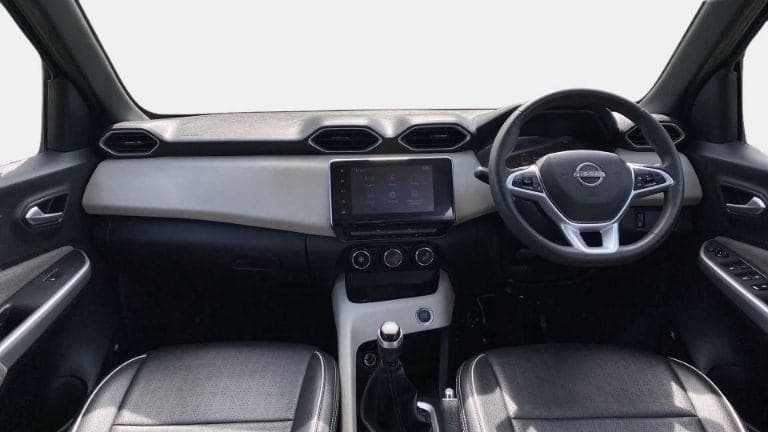 2021 Nissan MAGNITE XV TURBO, Petrol, Manual, 35,136 km, Dashboard