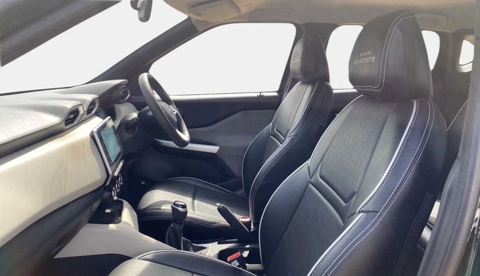 2021 Nissan MAGNITE XV TURBO, Petrol, Manual, 35,136 km, Right Side Front Door Cabin
