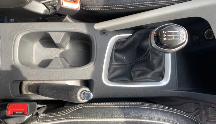 2021 Nissan MAGNITE XV TURBO, Petrol, Manual, 35,136 km, Gear Lever
